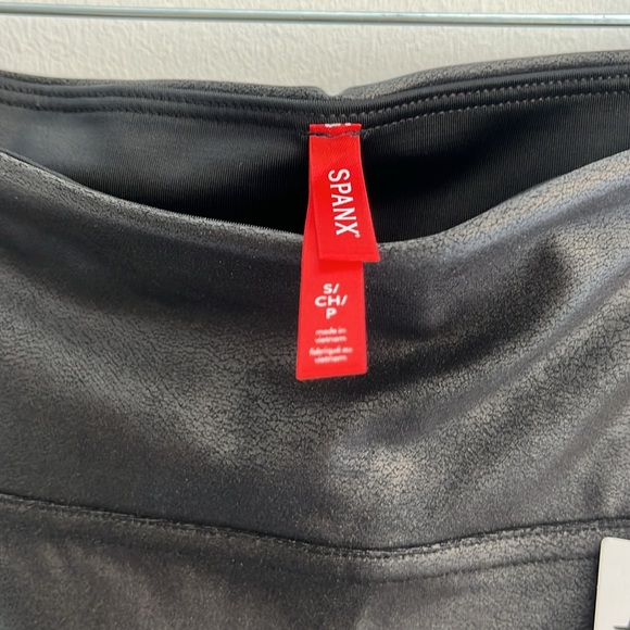 NWT SPANX Faux Leather Leggings - Picture 8 of 9